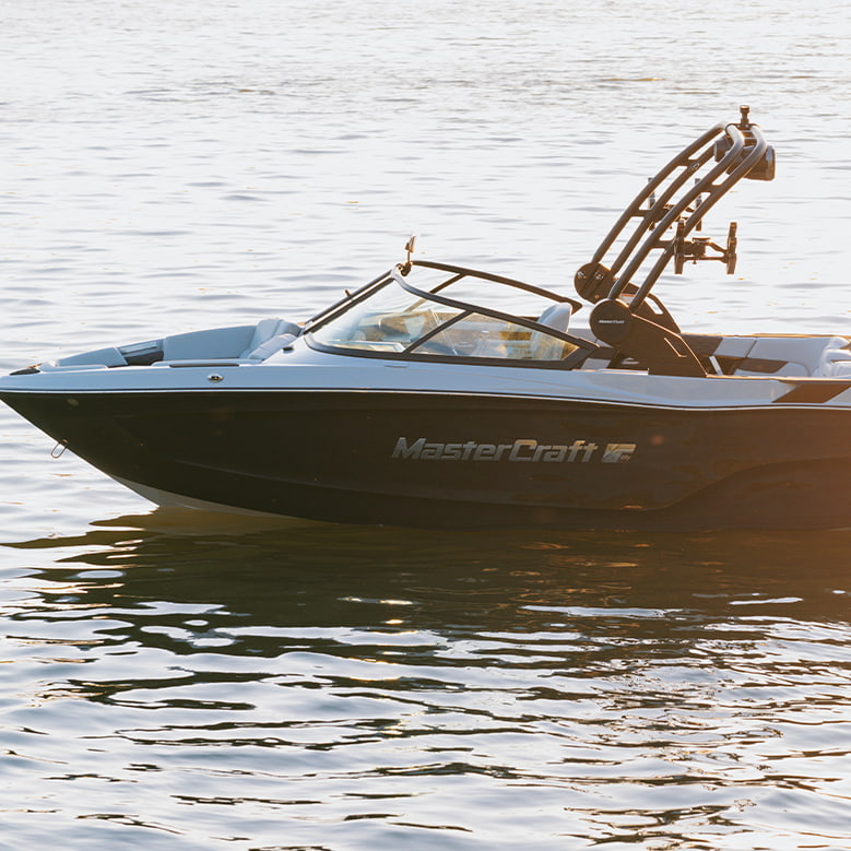 MasterCraft XT22T 2026 — vue 1